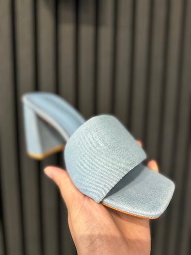 Sandales à talon en denim